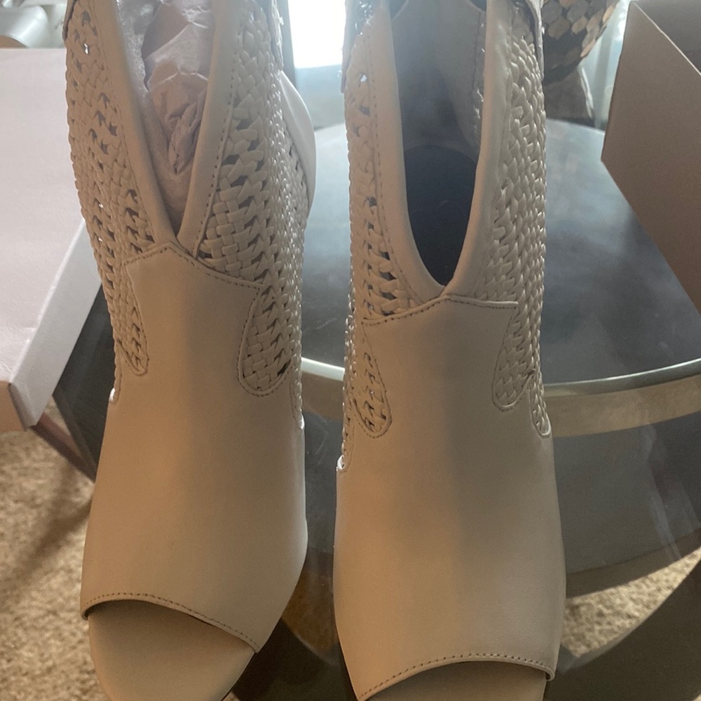 Brand New Jessica Simpson Booties size 11